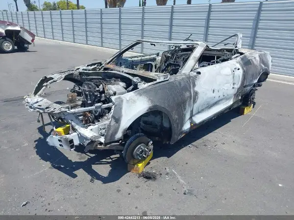 1G1FB3DX7J0118571 2018 CHEVROLET CAMARO - Image 2