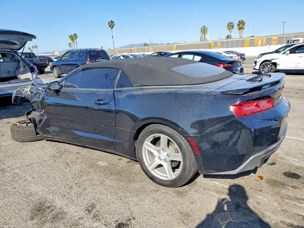 1G1FB3DX8H0156854 2017 CHEVROLET CAMARO - Image 2
