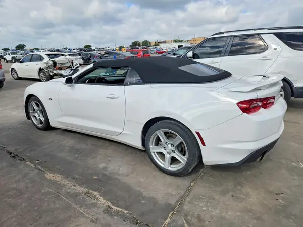 1G1FB3DX9L0118896 2020 CHEVROLET CAMARO - Image 2
