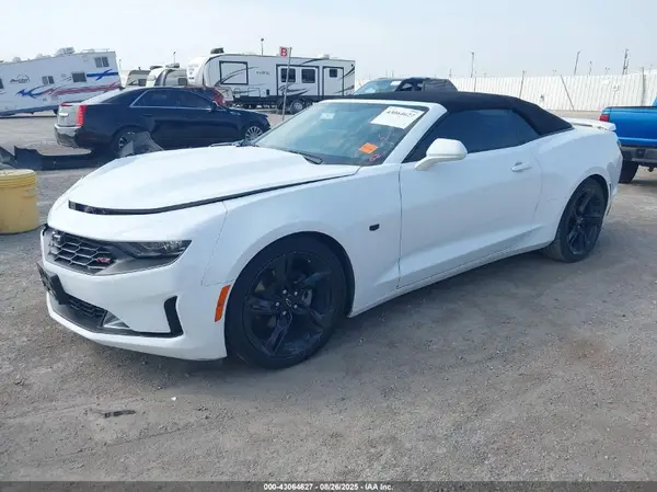 1G1FB3DX9M0112937 2021 CHEVROLET CAMARO - Image 2