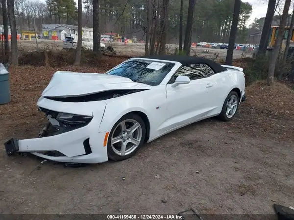1G1FB3DXXK0124754 2019 CHEVROLET CAMARO - Image 2