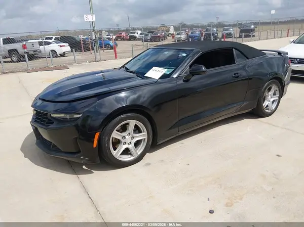 1G1FB3DXXK0139500 2019 CHEVROLET CAMARO - Image 2