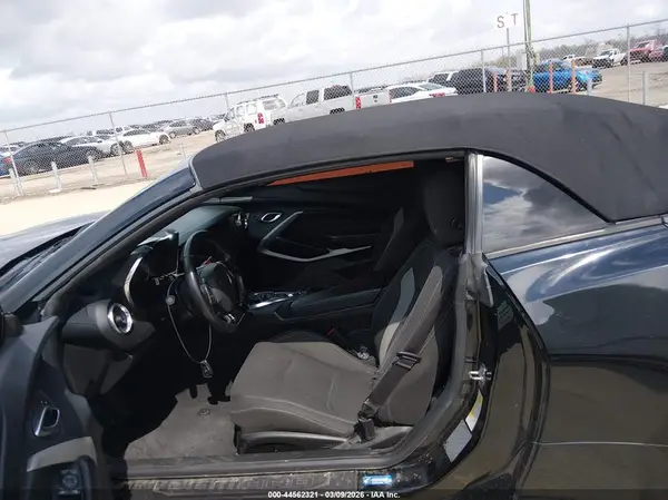 1G1FB3DXXK0139500 2019 CHEVROLET CAMARO - Image 8