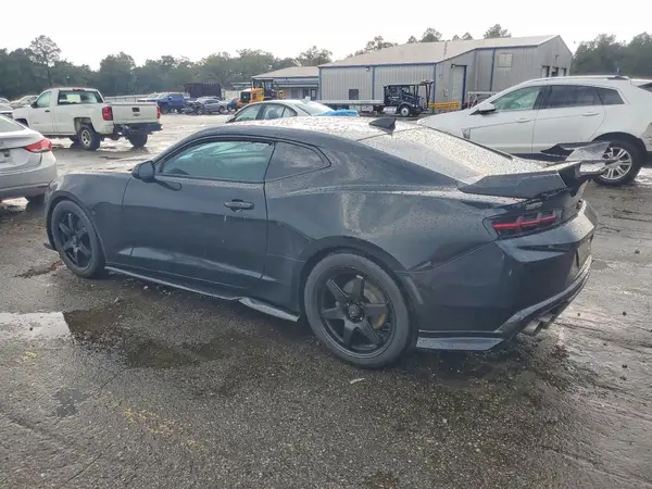 1G1FC1RS0H0107825 2017 CHEVROLET CAMARO - Image 2