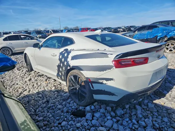 1G1FC1RS2H0162454 2017 CHEVROLET CAMARO - Image 2