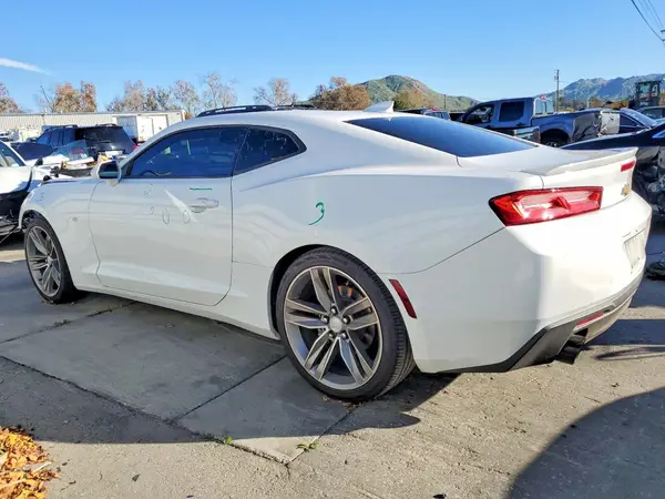 1G1FC1RS8J0169334 2018 CHEVROLET CAMARO - Image 2