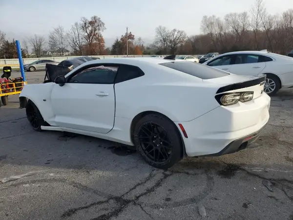 1G1FC1RX6K0101160 2019 CHEVROLET CAMARO - Image 2