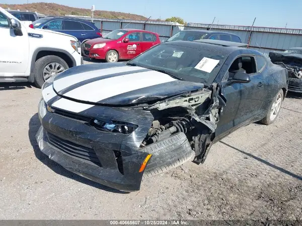 1G1FC1RX9H0164388 2017 CHEVROLET CAMARO - Image 2