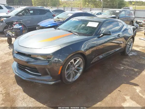 1G1FC1RXXH0151696 2017 CHEVROLET CAMARO - Image 2