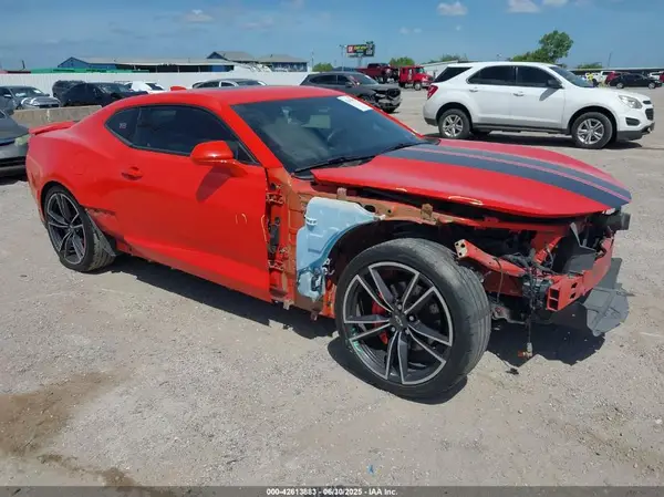 1G1FD1RS0J0162987 2018 CHEVROLET CAMARO - Image 1
