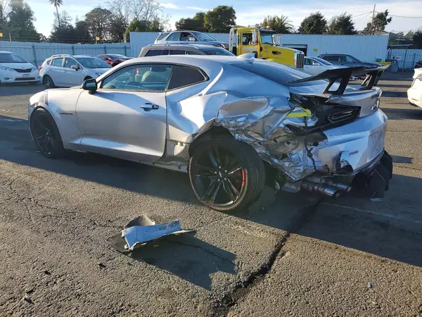 1G1FD1RS0J0185301 2018 CHEVROLET CAMARO - Image 2