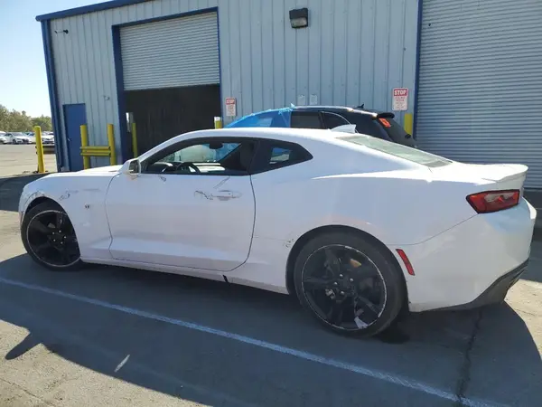 1G1FD1RS1J0165235 2018 CHEVROLET CAMARO - Image 2