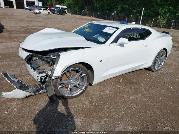 1G1FD1RS1K0156116 2019 CHEVROLET CAMARO - Image 2
