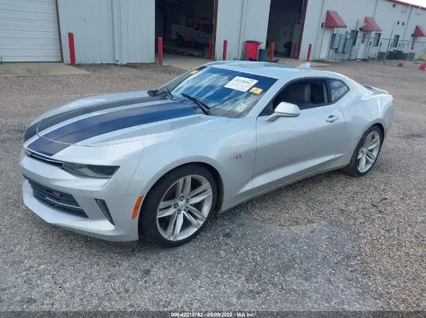 1G1FD1RS2G0170811 2016 CHEVROLET CAMARO - Image 2