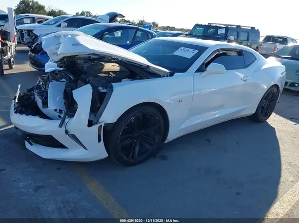 1G1FD1RS4J0144041 2018 CHEVROLET CAMARO - Image 2