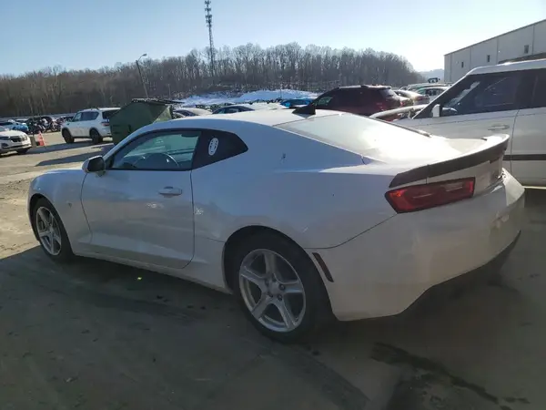 1G1FD1RS5J0168185 2018 CHEVROLET CAMARO - Image 2