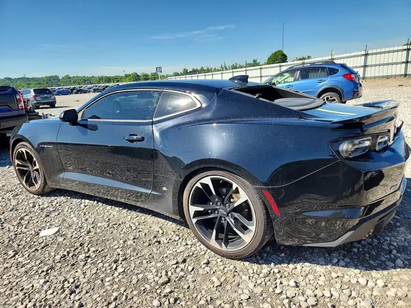 1G1FD1RS5M0139984 2021 CHEVROLET CAMARO - Image 2