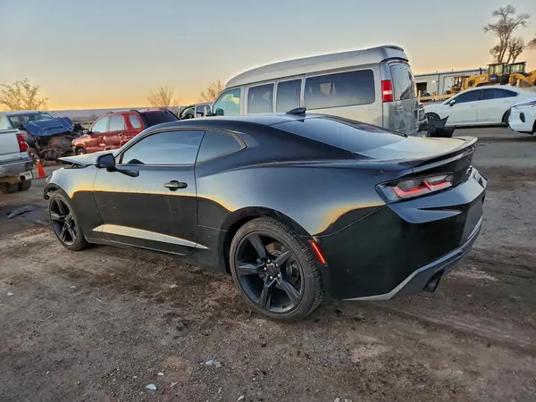 1G1FD1RS6H0182185 2017 CHEVROLET CAMARO - Image 2