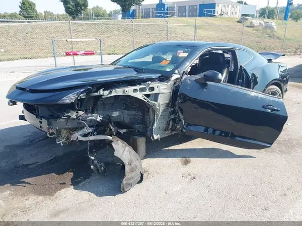 1G1FD1RS6K0145998 2019 CHEVROLET CAMARO - Image 2
