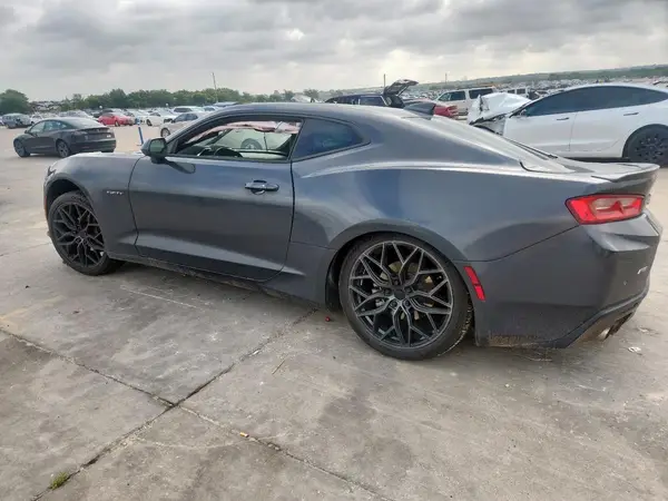 1G1FD1RS7H0131620 2017 CHEVROLET CAMARO - Image 2