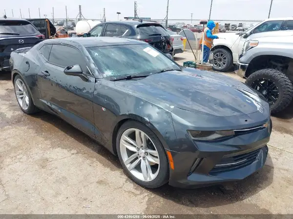 1G1FD1RS7J0140128 2018 CHEVROLET CAMARO - Image 1