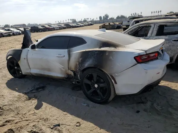 1G1FD1RS8H0106645 2017 CHEVROLET CAMARO - Image 2