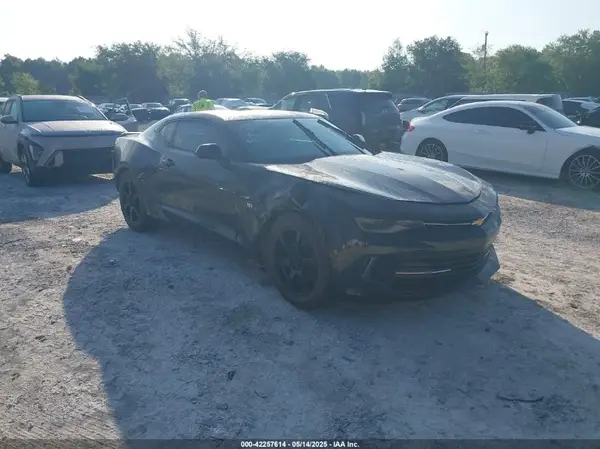 1G1FD1RS8H0192877 2017 CHEVROLET CAMARO - Image 1