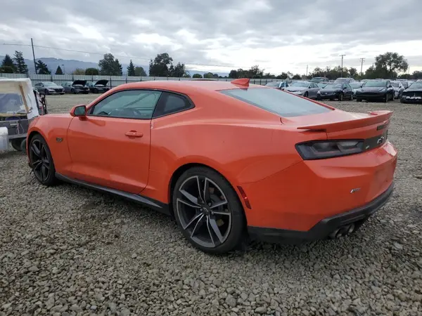 1G1FD1RS8J0164809 2018 CHEVROLET CAMARO - Image 2