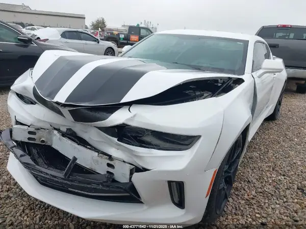 1G1FD1RSXH0180911 2017 CHEVROLET CAMARO - Image 2