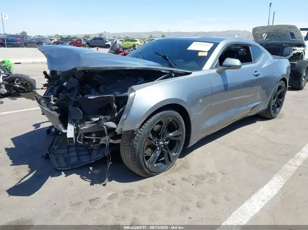 1G1FD1RX0K0145376 2019 CHEVROLET CAMARO - Image 2