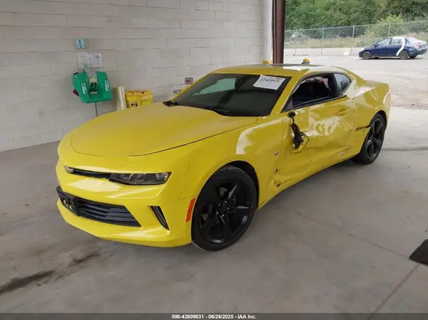 1G1FD1RX7H0141320 2017 CHEVROLET CAMARO - Image 2