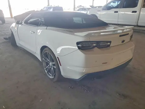 1G1FD3DS1K0144163 2019 CHEVROLET CAMARO - Image 2