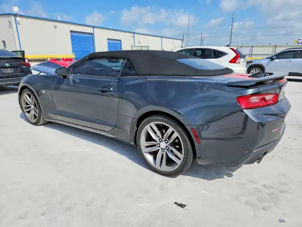 1G1FD3DS7J0182673 2018 CHEVROLET CAMARO - Image 2