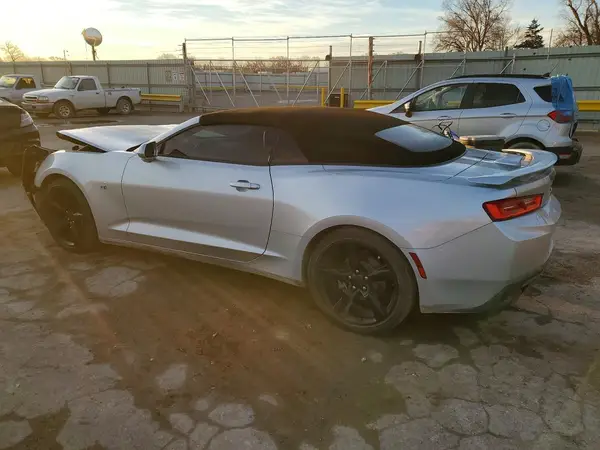 1G1FD3DS8H0136764 2017 CHEVROLET CAMARO - Image 2