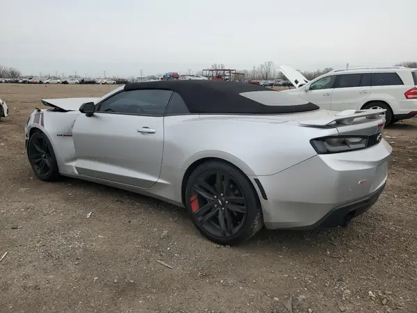 1G1FD3DS8J0143090 2018 CHEVROLET CAMARO - Image 2