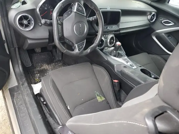 1G1FE1R70H0106583 2017 CHEVROLET CAMARO - Image 8