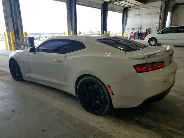 1G1FE1R70H0122203 2017 CHEVROLET CAMARO - Image 2