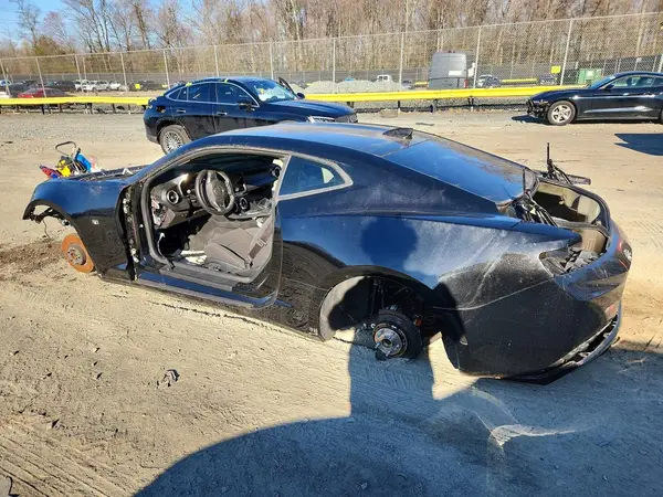 1G1FE1R70H0130267 2017 CHEVROLET CAMARO - Image 2