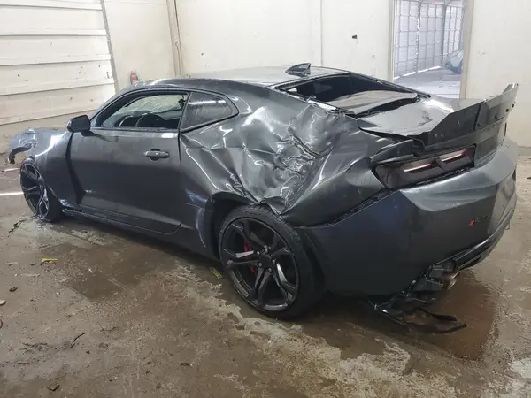 1G1FE1R70J0103589 2018 CHEVROLET CAMARO - Image 2