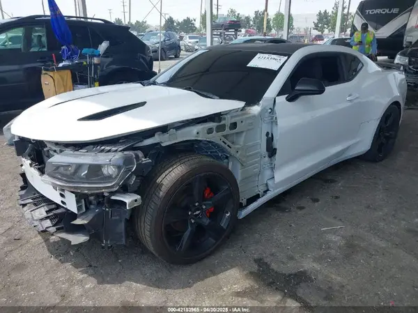 1G1FE1R70J0148614 2018 CHEVROLET CAMARO - Image 2