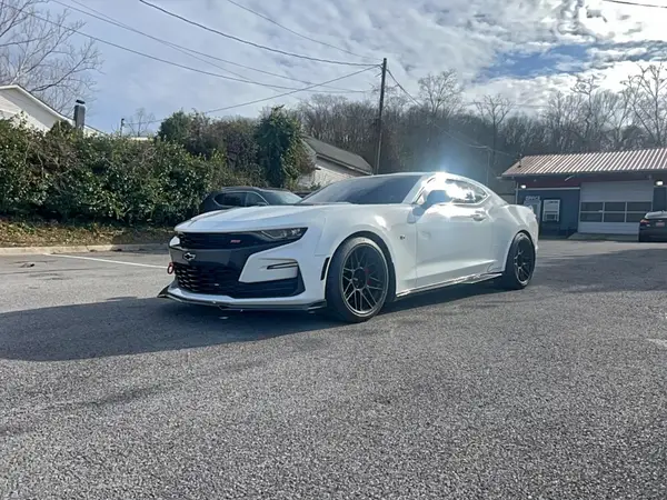 1G1FE1R70K0113878 2019 CHEVROLET CAMARO - Image 2