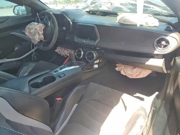 1G1FE1R70K0136240 2019 CHEVROLET CAMARO - Image 8
