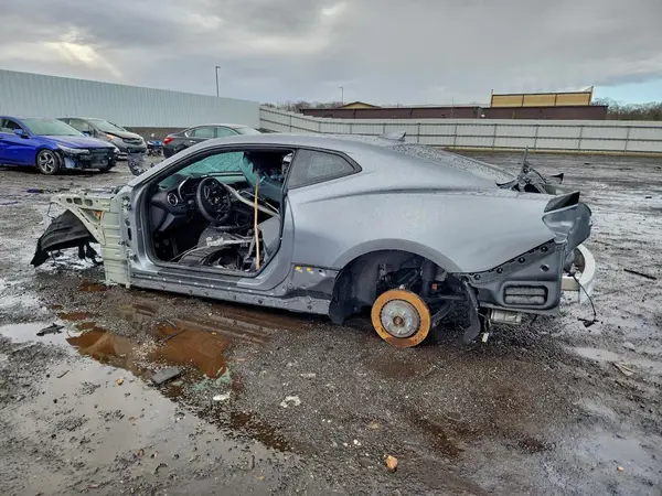1G1FE1R70K0155242 2019 CHEVROLET CAMARO - Image 2