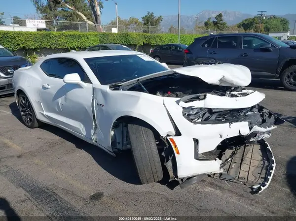 1G1FE1R70M0108487 2021 CHEVROLET CAMARO - Image 1