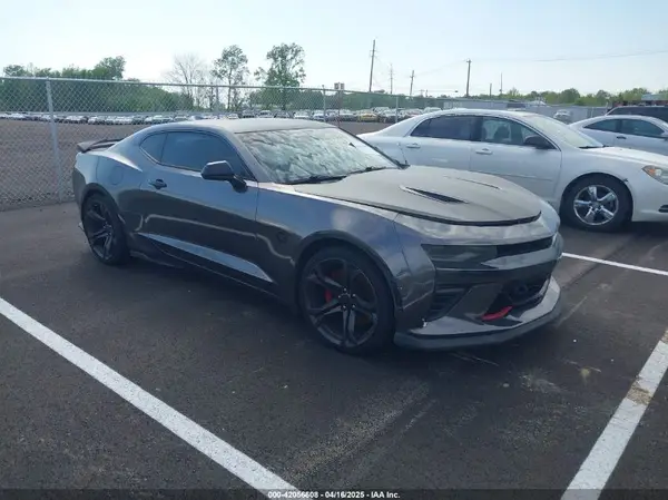 1G1FE1R71H0178750 2017 CHEVROLET CAMARO - Image 1