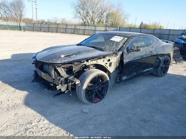 1G1FE1R71J0176969 2018 CHEVROLET CAMARO - Image 2