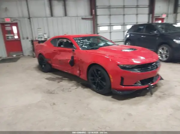 1G1FE1R71P0100063 2023 CHEVROLET CAMARO - Image 1