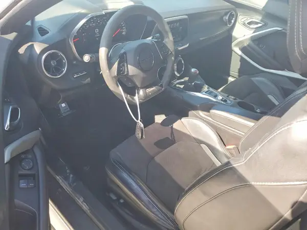 1G1FE1R72H0178076 2017 CHEVROLET CAMARO - Image 8