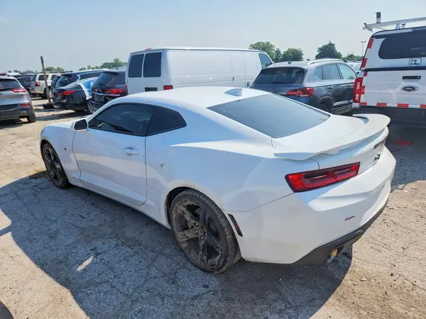1G1FE1R72H0184539 2017 CHEVROLET CAMARO - Image 2