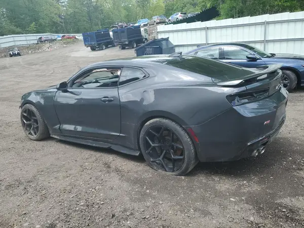 1G1FE1R72H0211867 2017 CHEVROLET CAMARO - Image 2